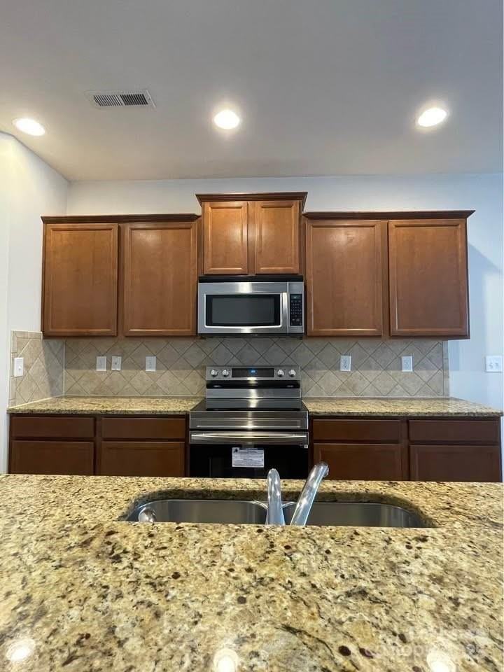 8715 Balsam Bay Road - Photo 4 of 15