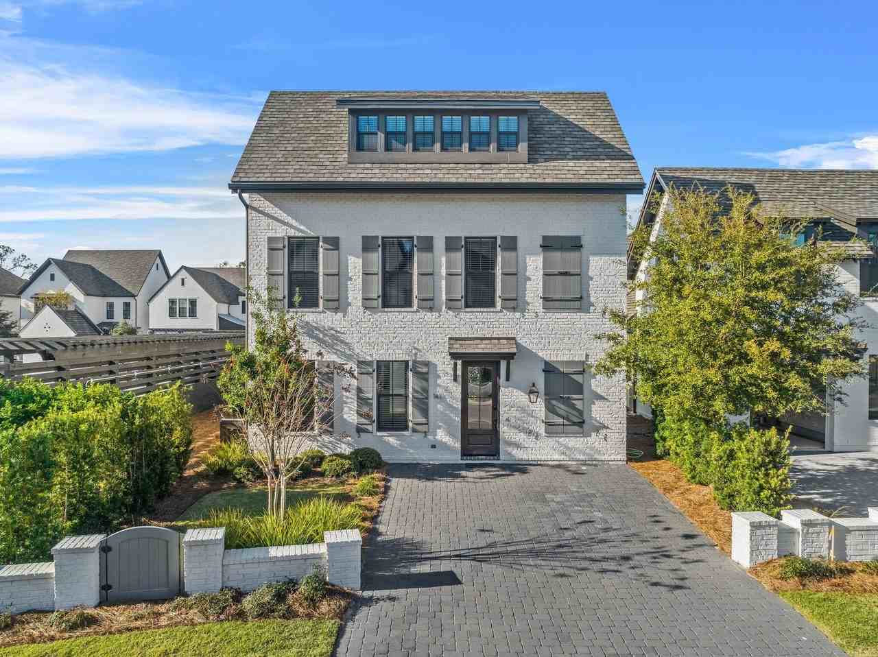 414 Ridgewalk Circle