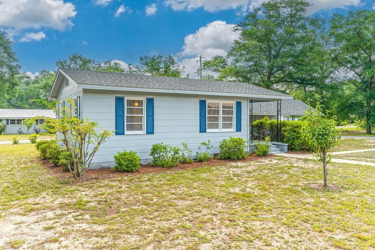 44 Oxford Street - Photo 3 of 25