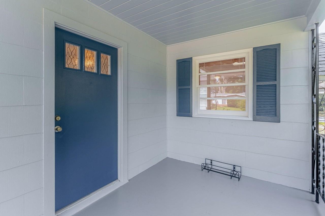 44 Oxford Street - Photo 4 of 25