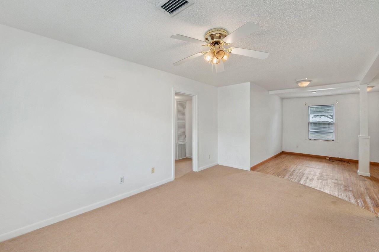 44 Oxford Street - Photo 5 of 25