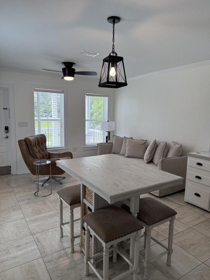 53 State St - Photo 4 of 11