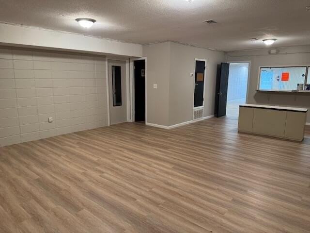 6 NW Hollywood Blvd #B - Photo 4 of 8