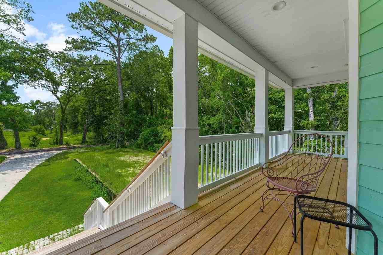 187 Portland Park Road - Photo 3 of 45