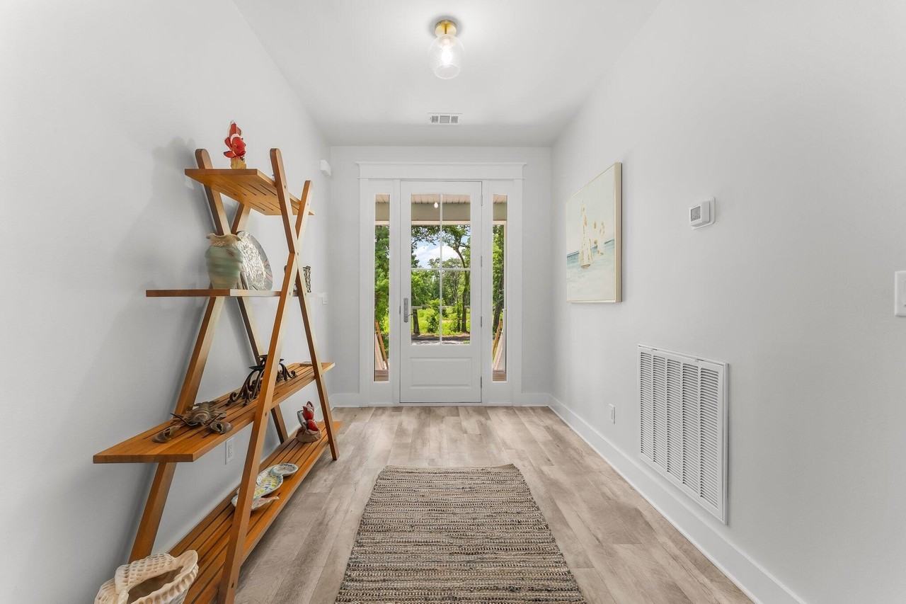 187 Portland Park Road - Photo 5 of 45