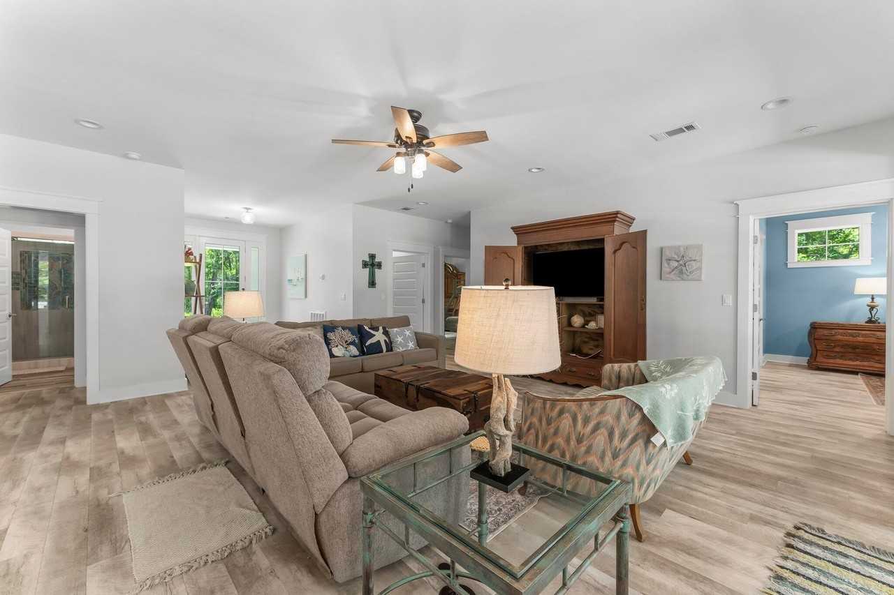 187 Portland Park Road - Photo 6 of 45