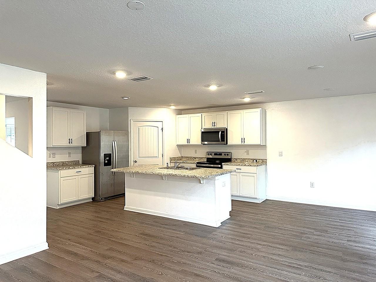 3262 Chapelwood Drive - Photo 2 of 19