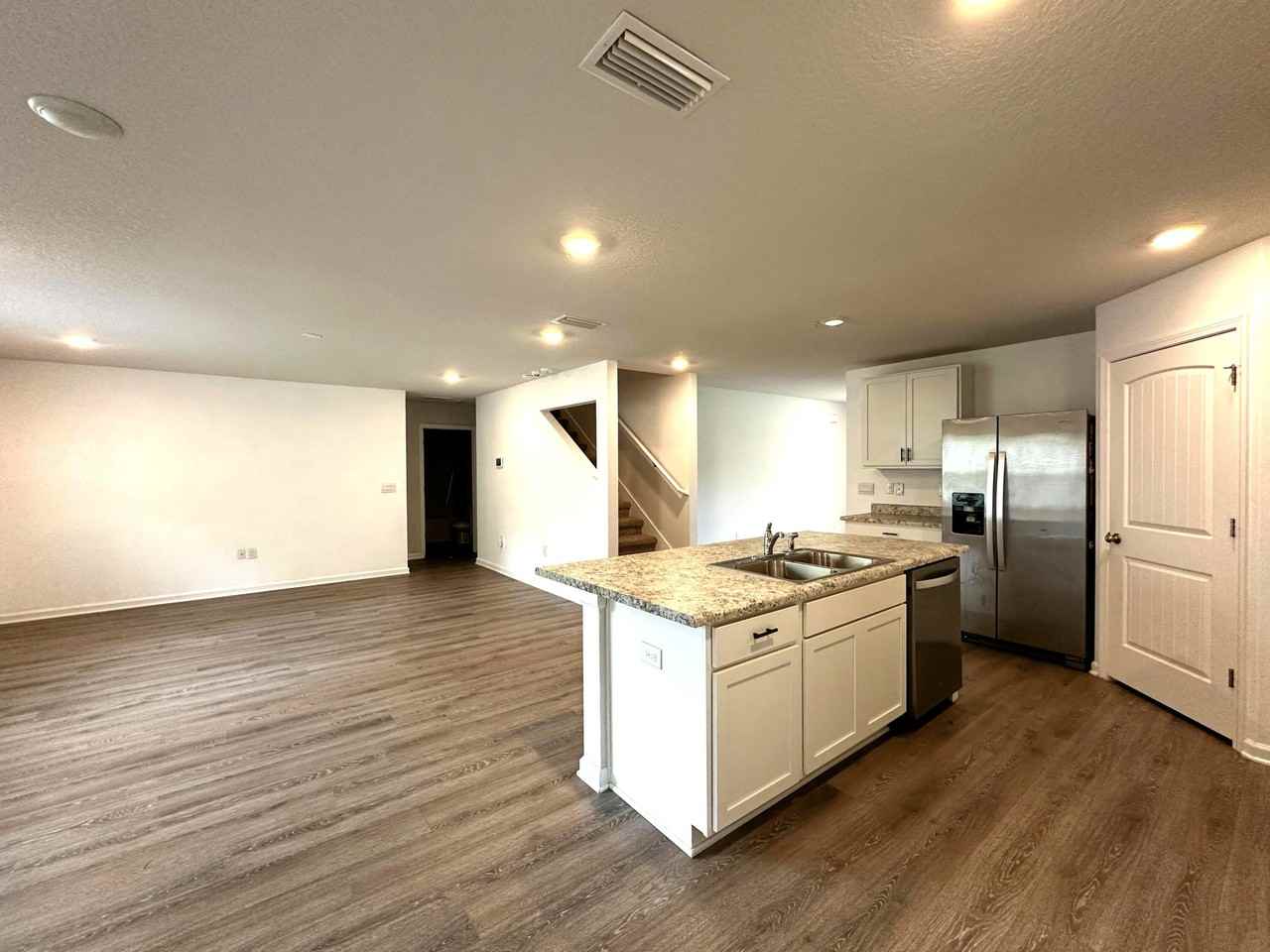 3262 Chapelwood Drive - Photo 4 of 19