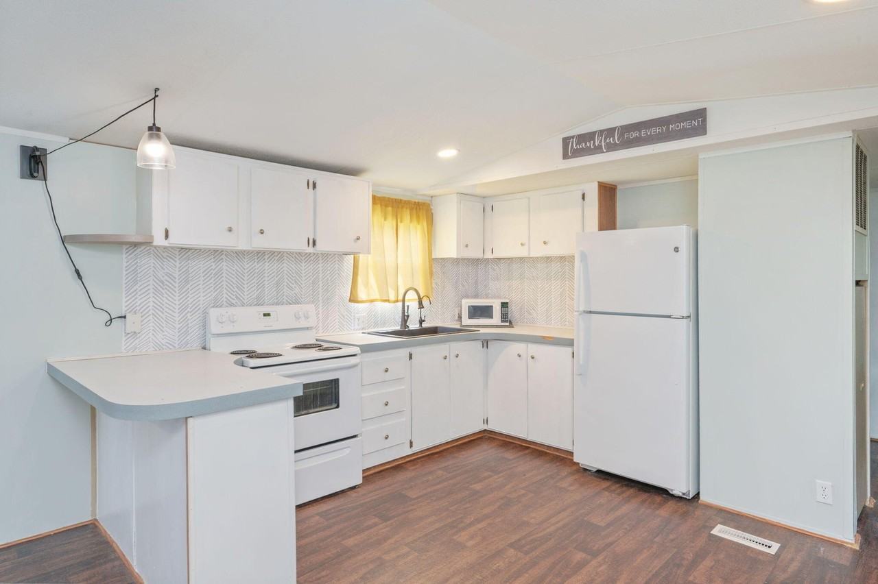 2725 Florida Highway 83 - Photo 7 of 26