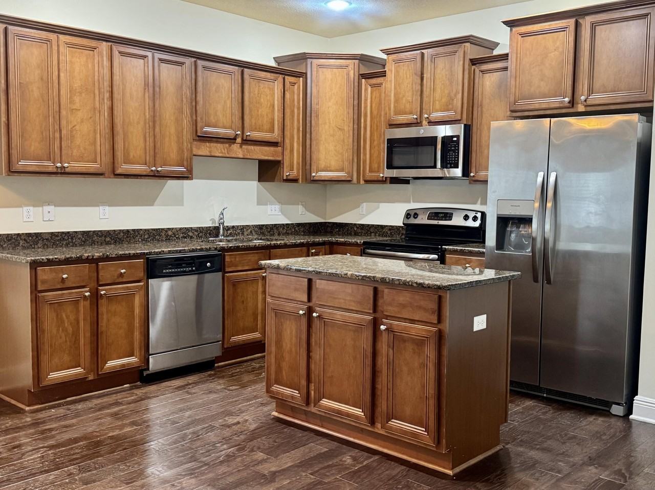 256 Cocobolo Drive - Photo 7 of 22