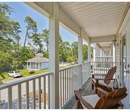 8631 Marlin Pl - Photo 7 of 11