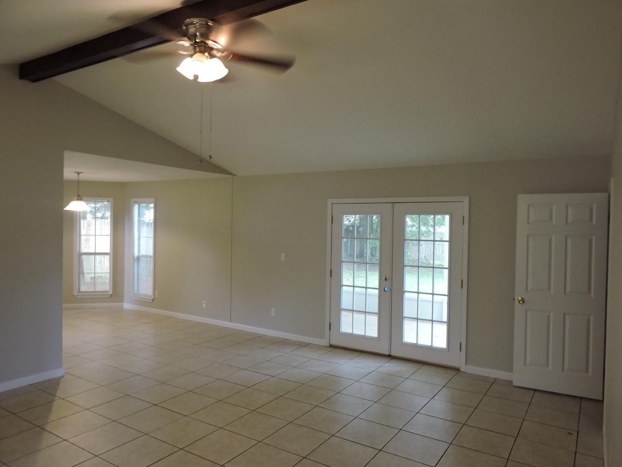 150 West Old Mill Way - Photo 3 of 25