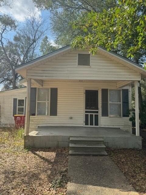 1028 Brett Street North