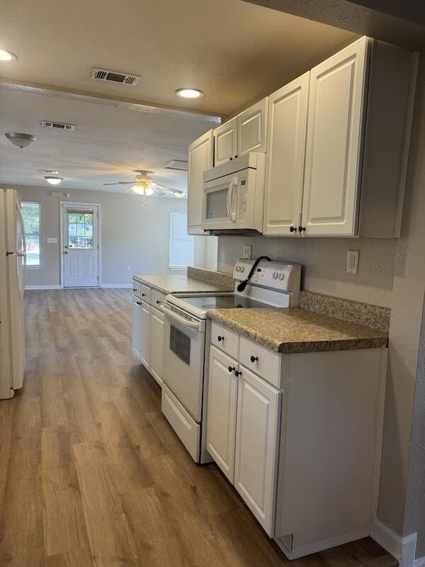 1028 N Brett St - Photo 7 of 23