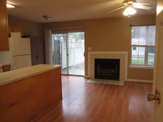 1145 46th St #B - Photo 2 of 23