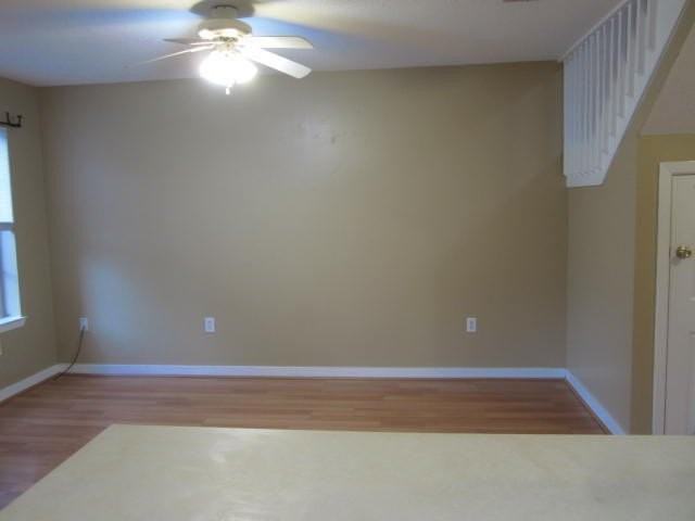 1145 46th St #B - Photo 4 of 23