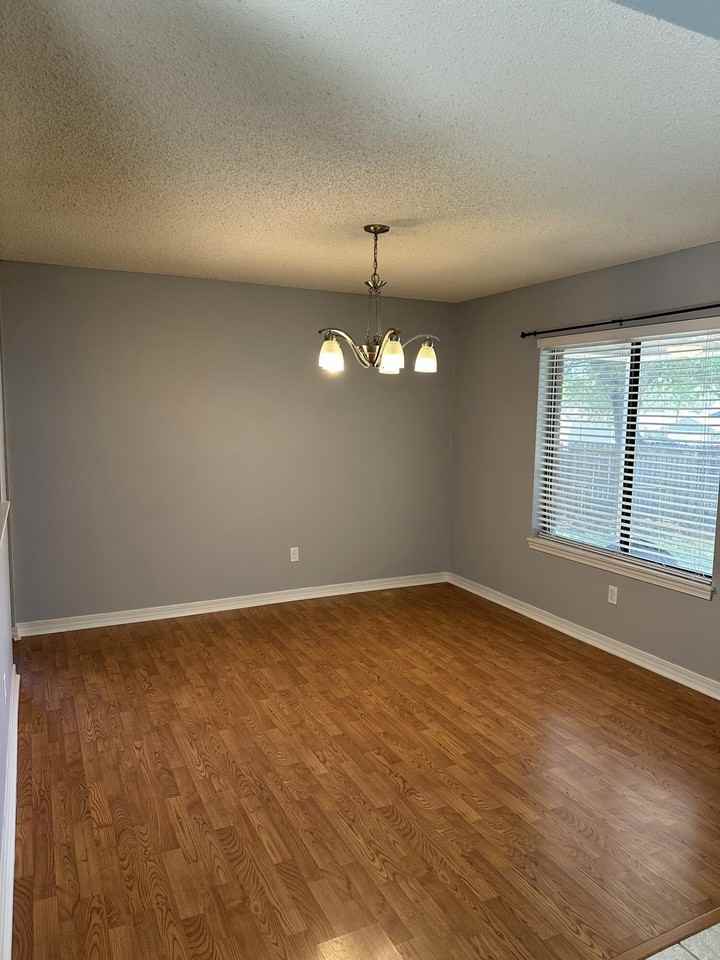 3942 Balsam Drive - Photo 6 of 24