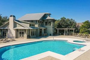 featured image of 225 Turtle Cove