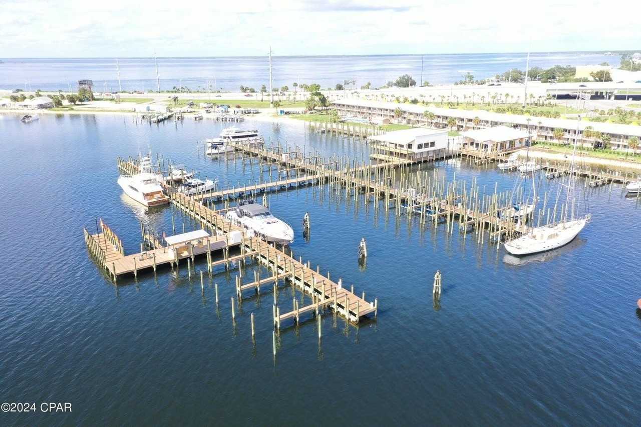 5300 W Highway 98 - Photo 2 of 44