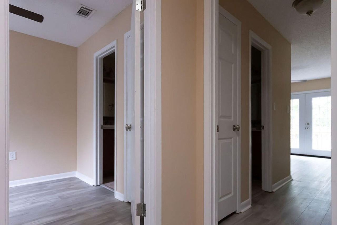 44 Berwick Circle #2 - Photo 6 of 16