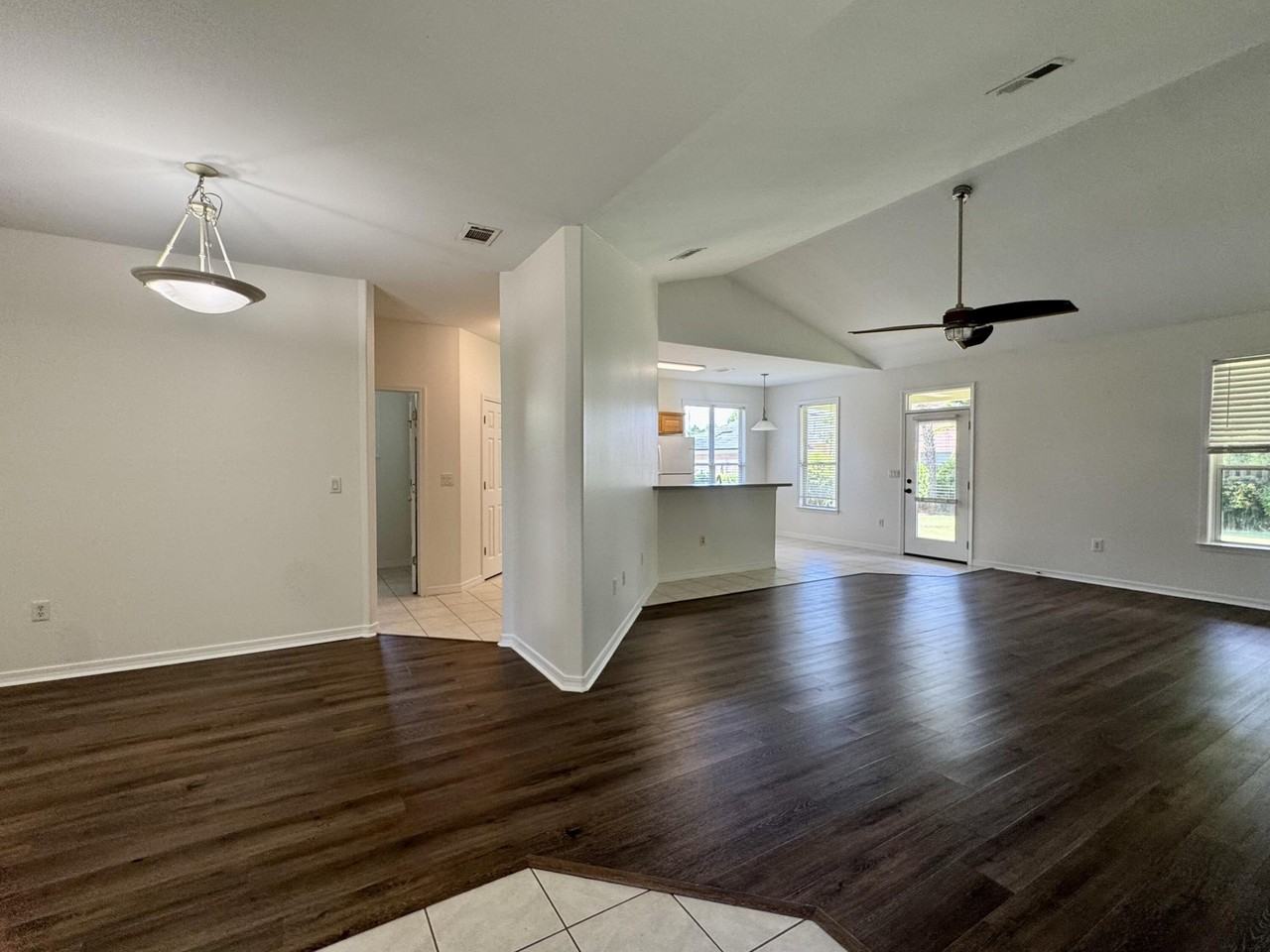 418 White Heron Drive - Photo 5 of 27