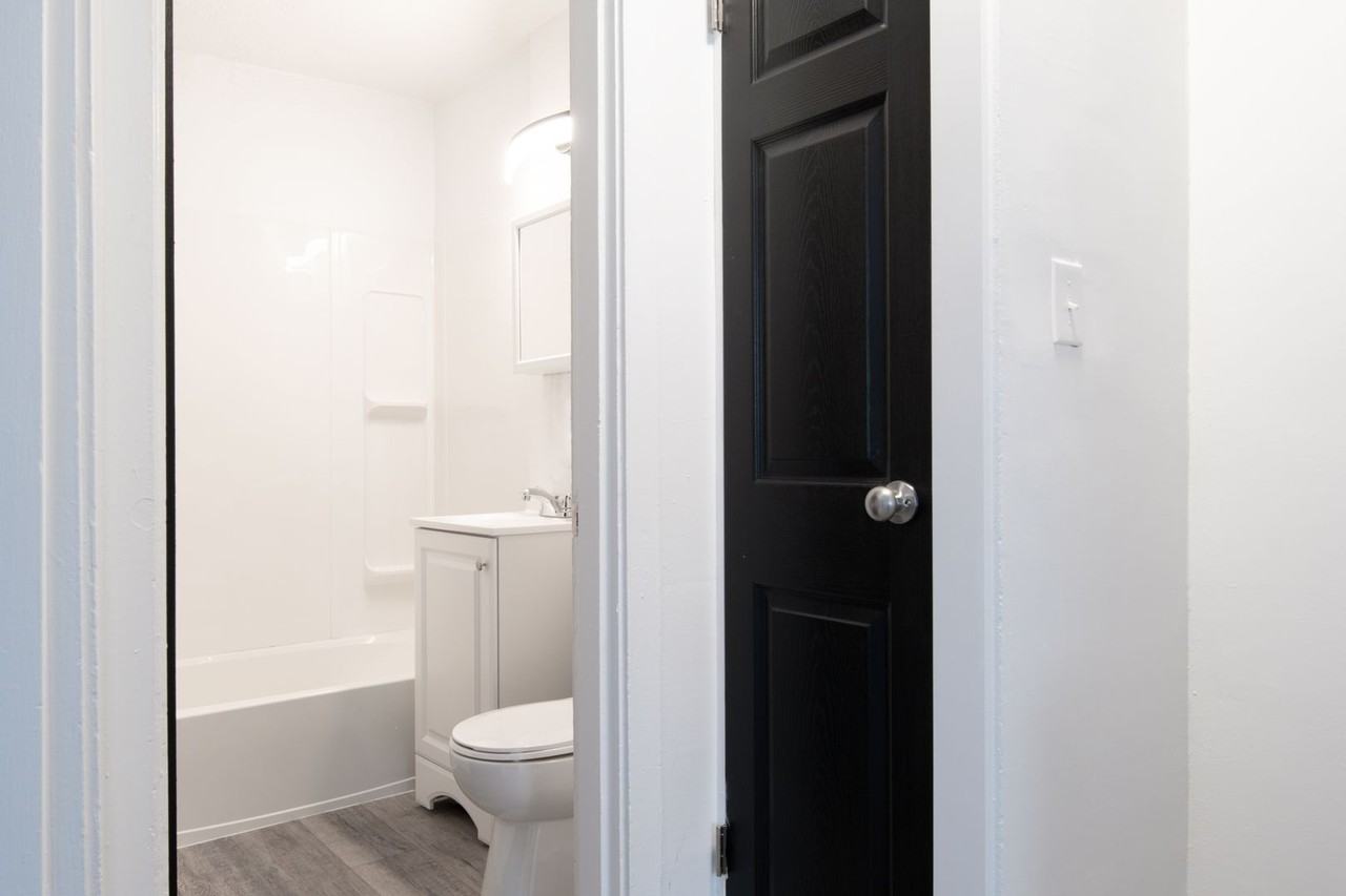 60 60 Midland Heights Circle - Photo 4 of 24