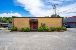 featured image of 711 Eglin Parkway North