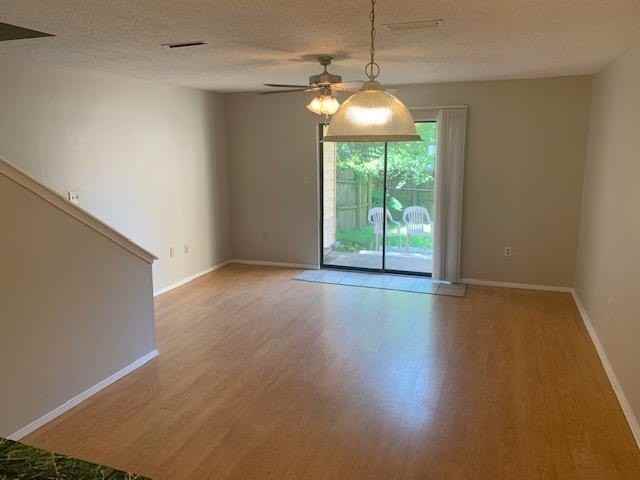 11 11 NW Poulton Drive unit: B #B - Photo 2 of 9