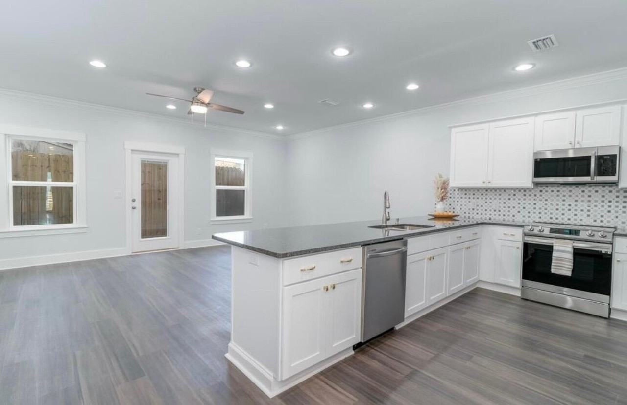 106 Pentecost Lane - Photo 2 of 18