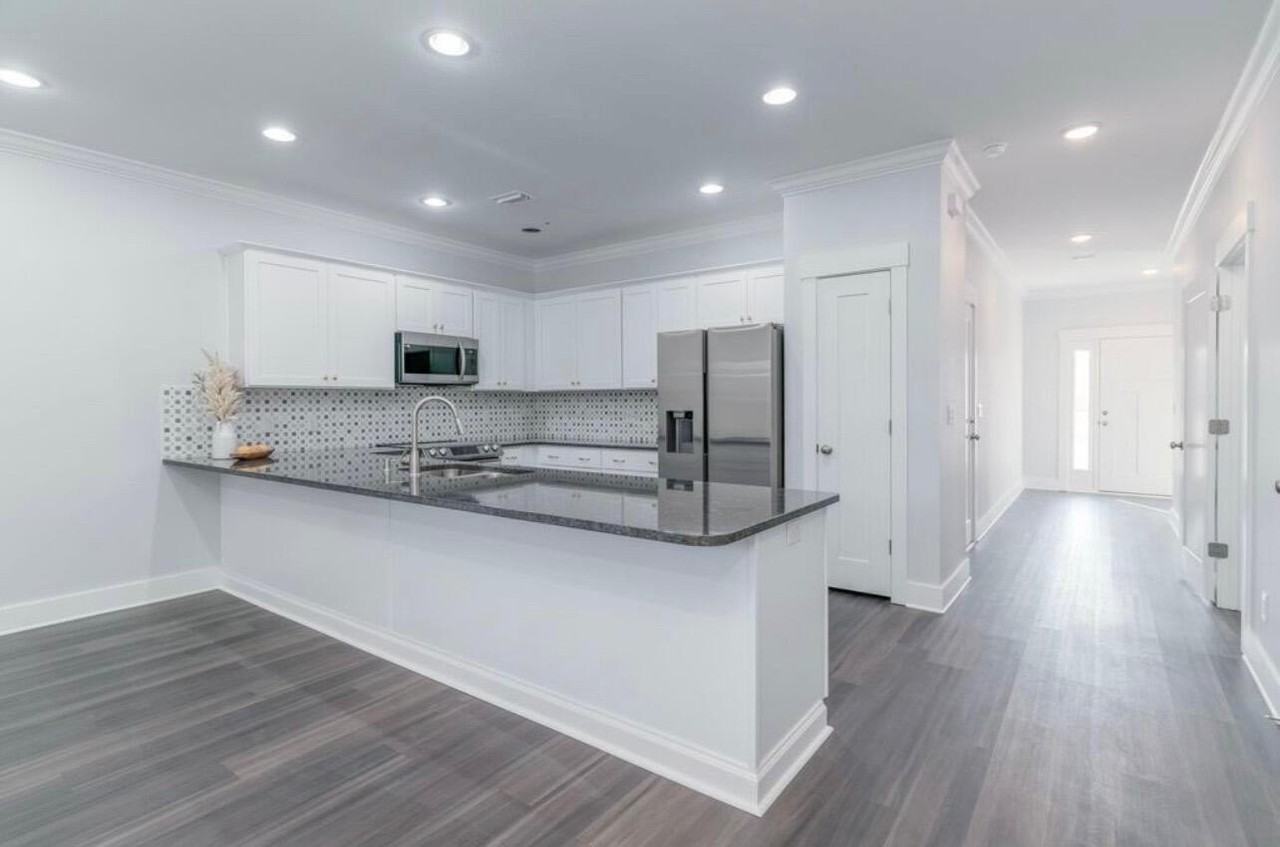 106 Pentecost Lane - Photo 4 of 18