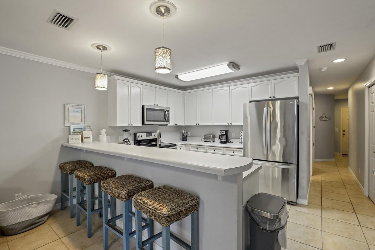 1986 Scenic Gulf Dr #11 - Photo 5 of 19