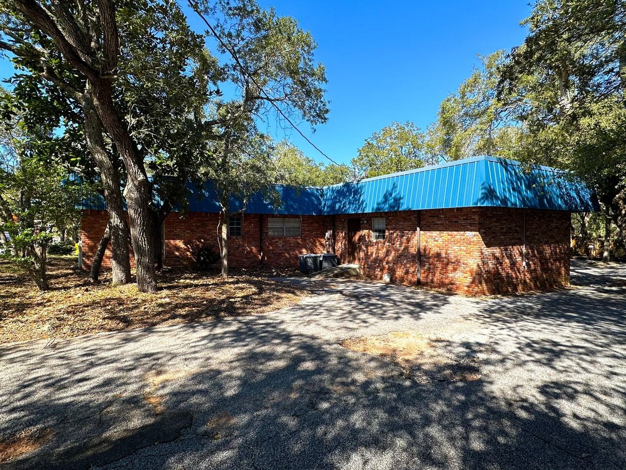 355 Beal Pkwy N - Photo 4 of 16