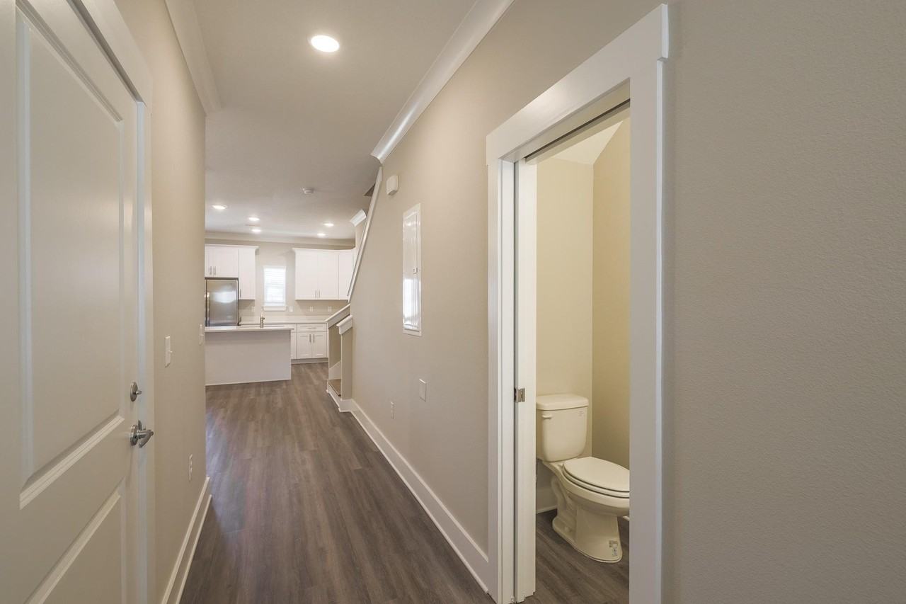 432 Date Palm Lane - Photo 4 of 31