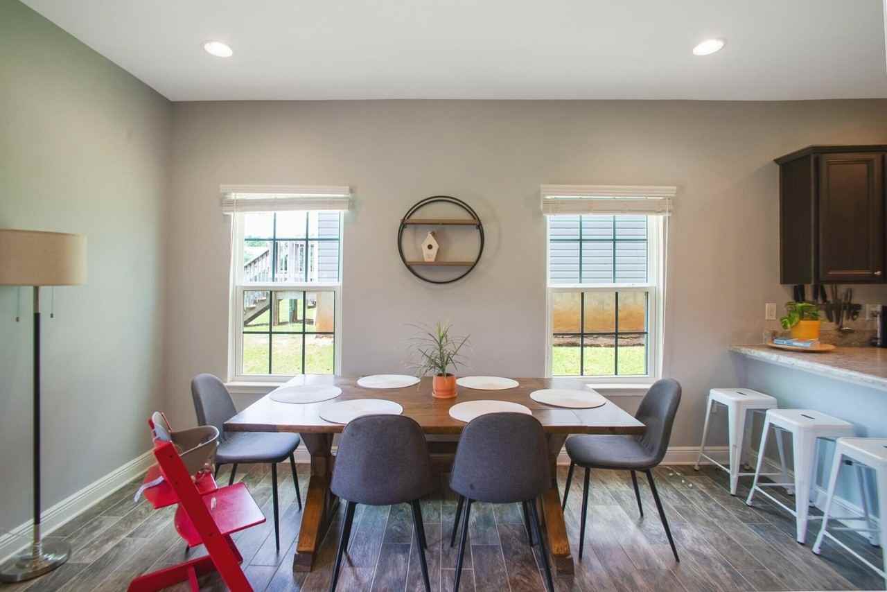 141 141 E Iron Horse Drive - Photo 5 of 18