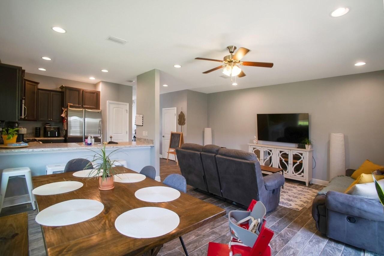 141 141 E Iron Horse Drive - Photo 6 of 18