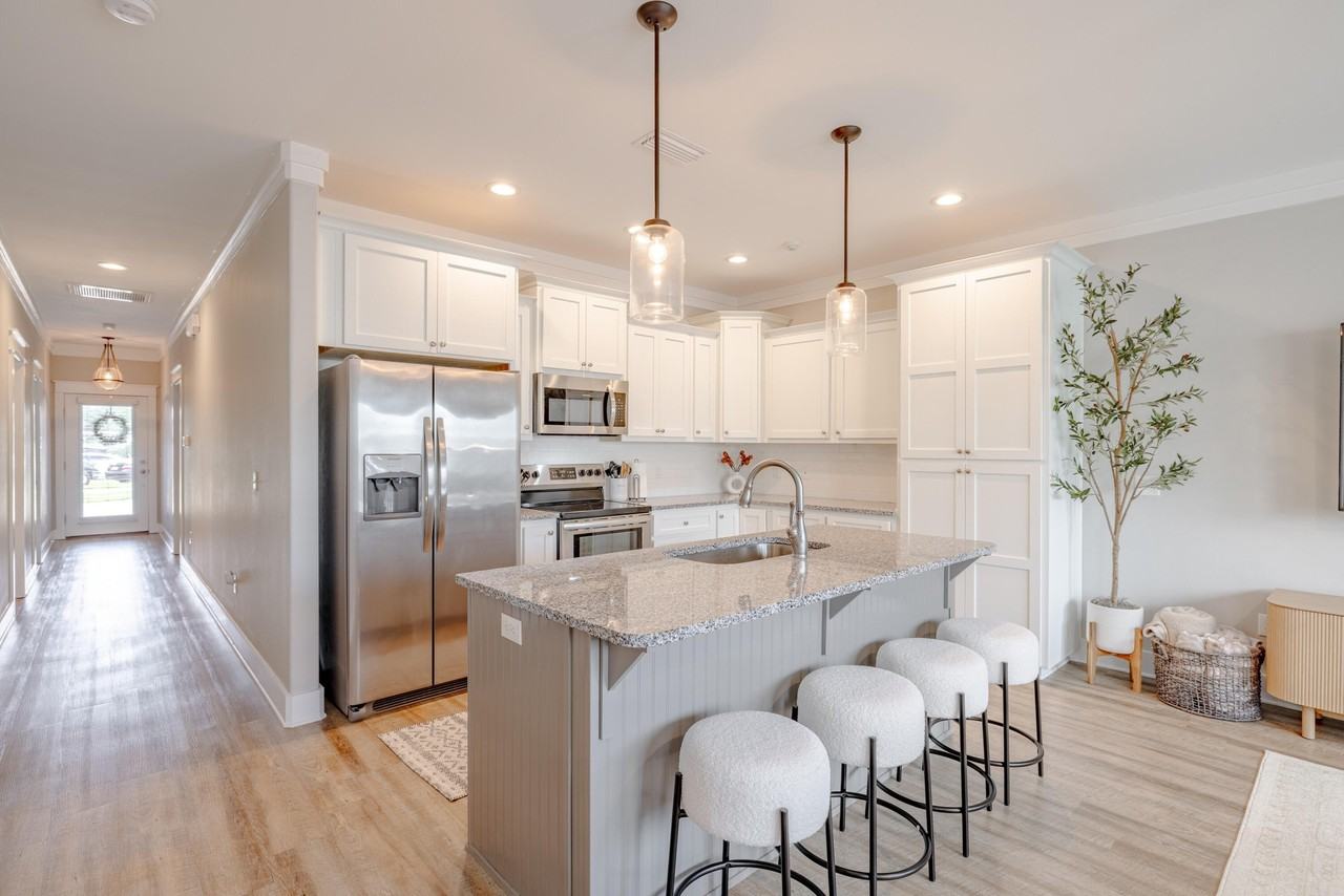 131 Eagle Trace Ct - Photo 6 of 33