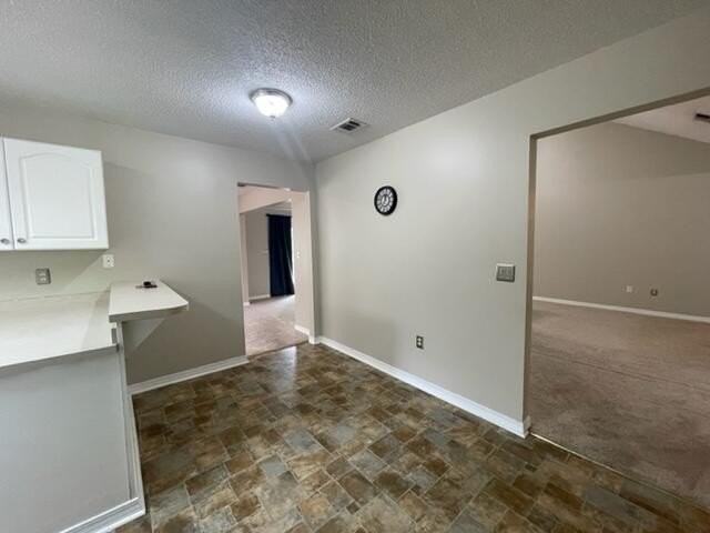 643 Alysheba Dr - Photo 5 of 19