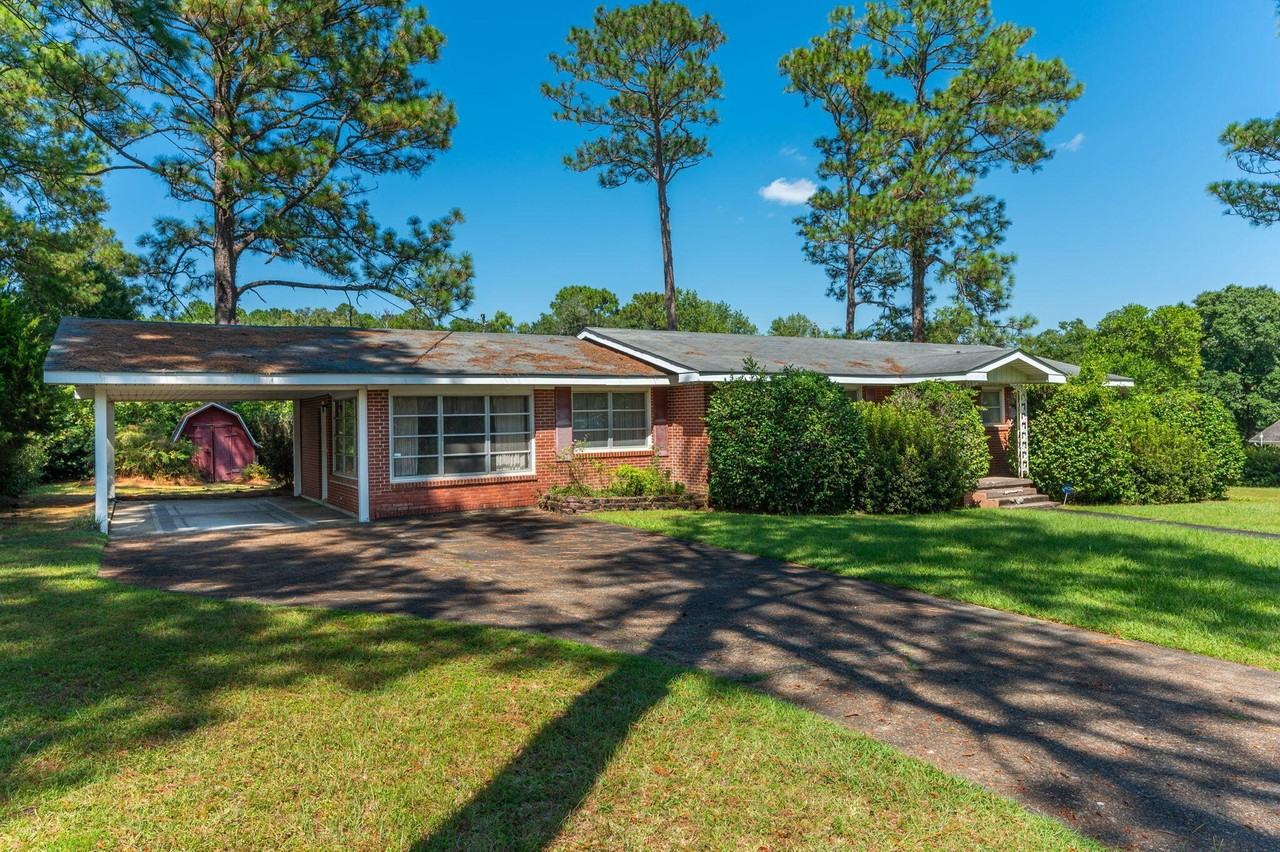 73 Oaklawn Sq - Photo 2 of 41