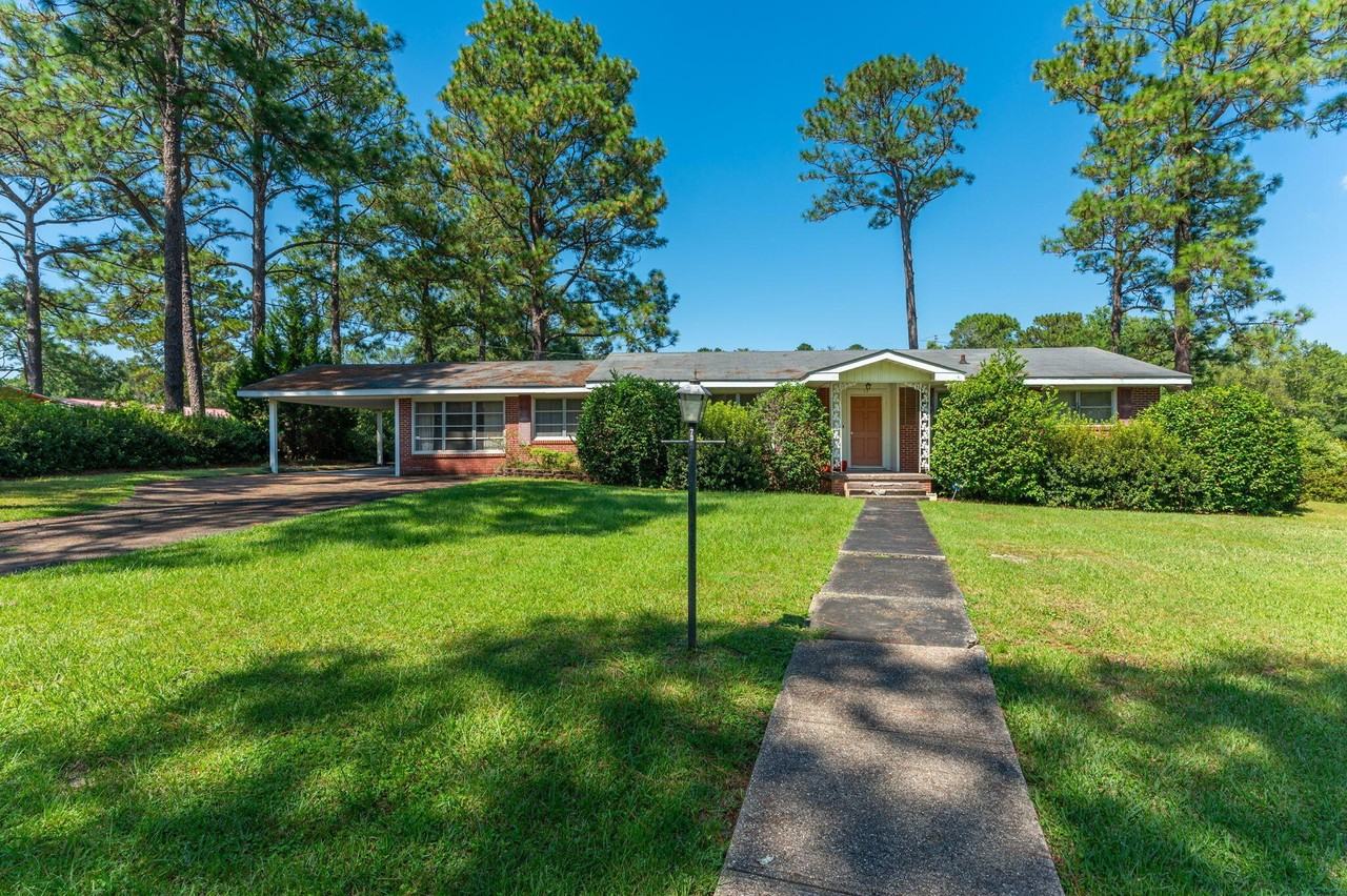 73 Oaklawn Sq - Photo 3 of 41