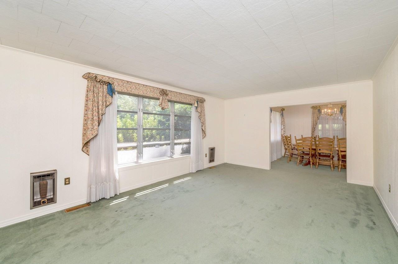 73 Oaklawn Sq - Photo 6 of 41