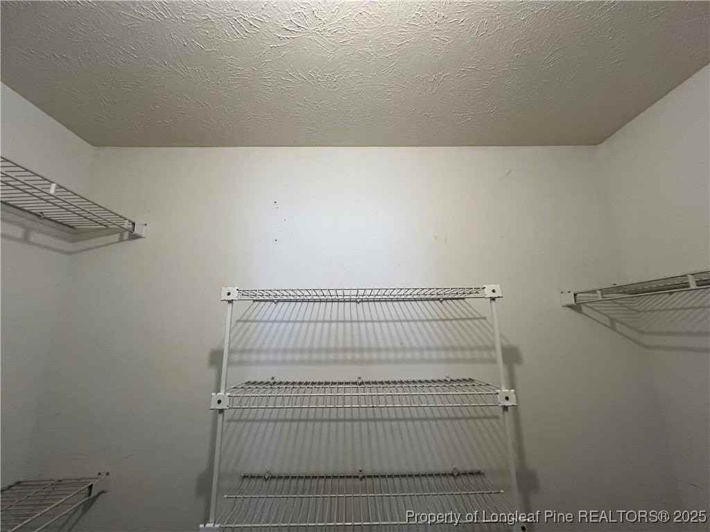 663 Bartons Landing Pl - Photo 4 of 20