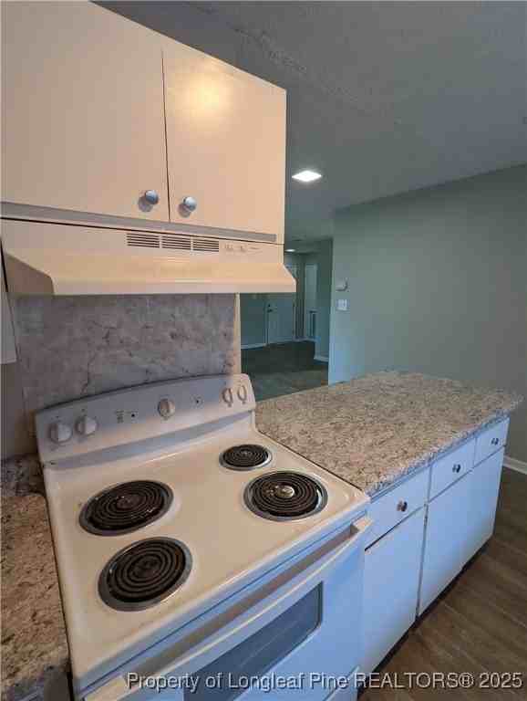 835 Applewood Ln - Photo 6 of 14