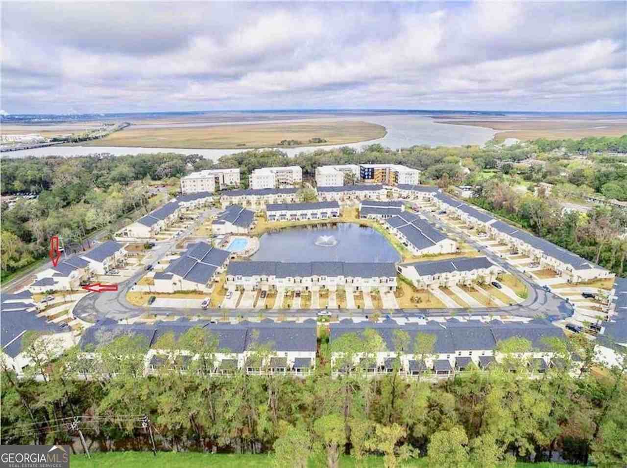 205 Mariners Circle - Photo 2 of 50