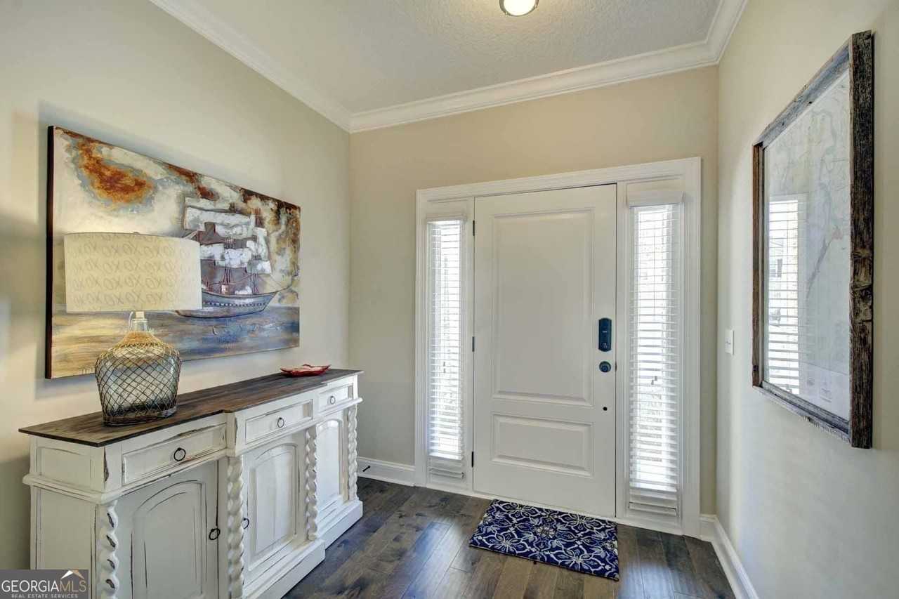 205 Mariners Circle - Photo 6 of 50