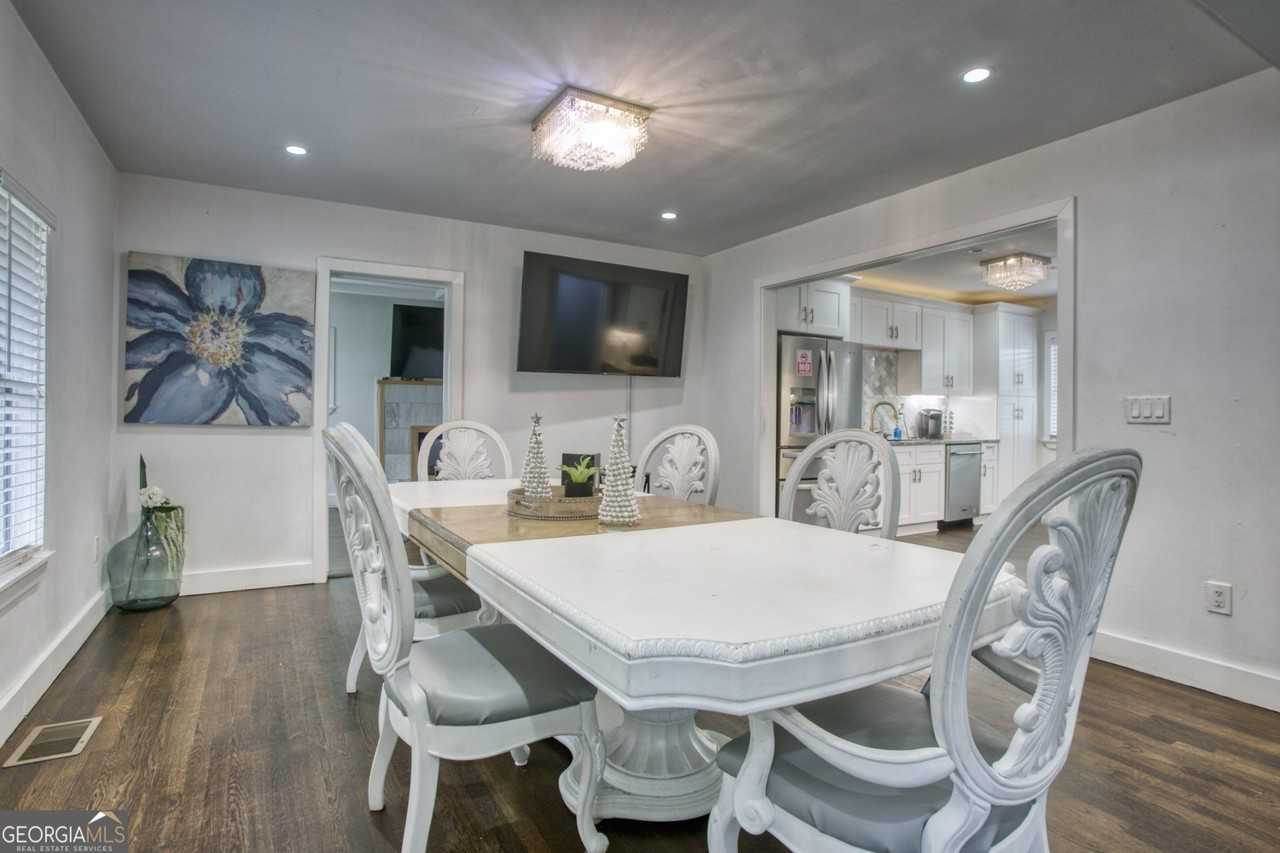 3850 Wieuca Rd Ne - Photo 6 of 47