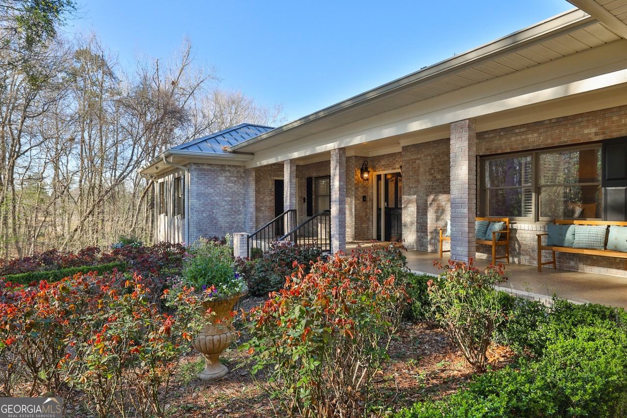 121 Grace Trace - Photo 3 of 50