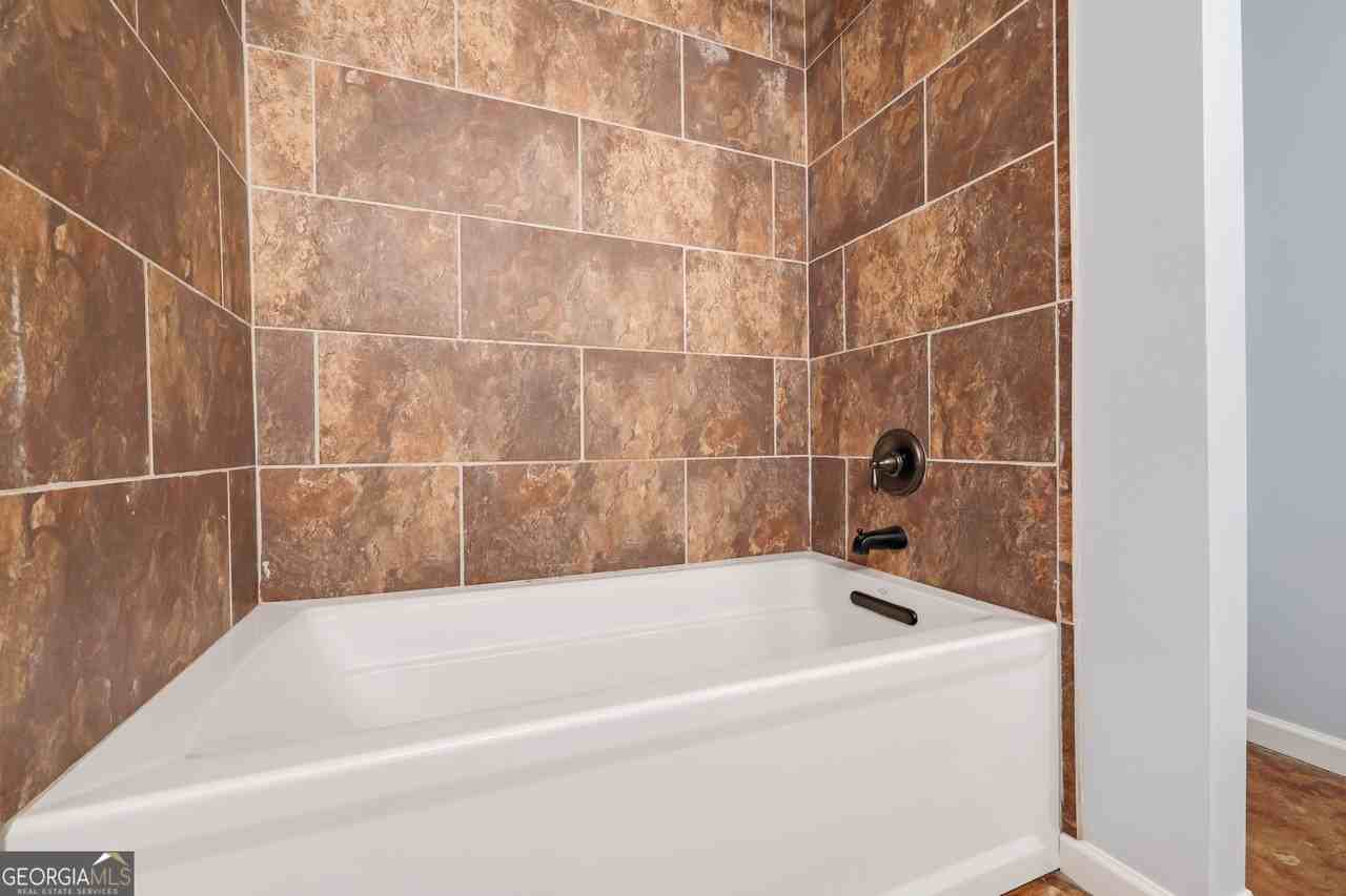 121 Grace Trace - Photo 7 of 50