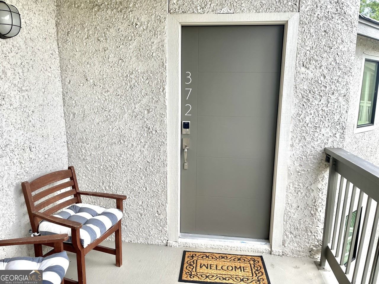 372 Moss Oak Cir - Photo 2 of 44