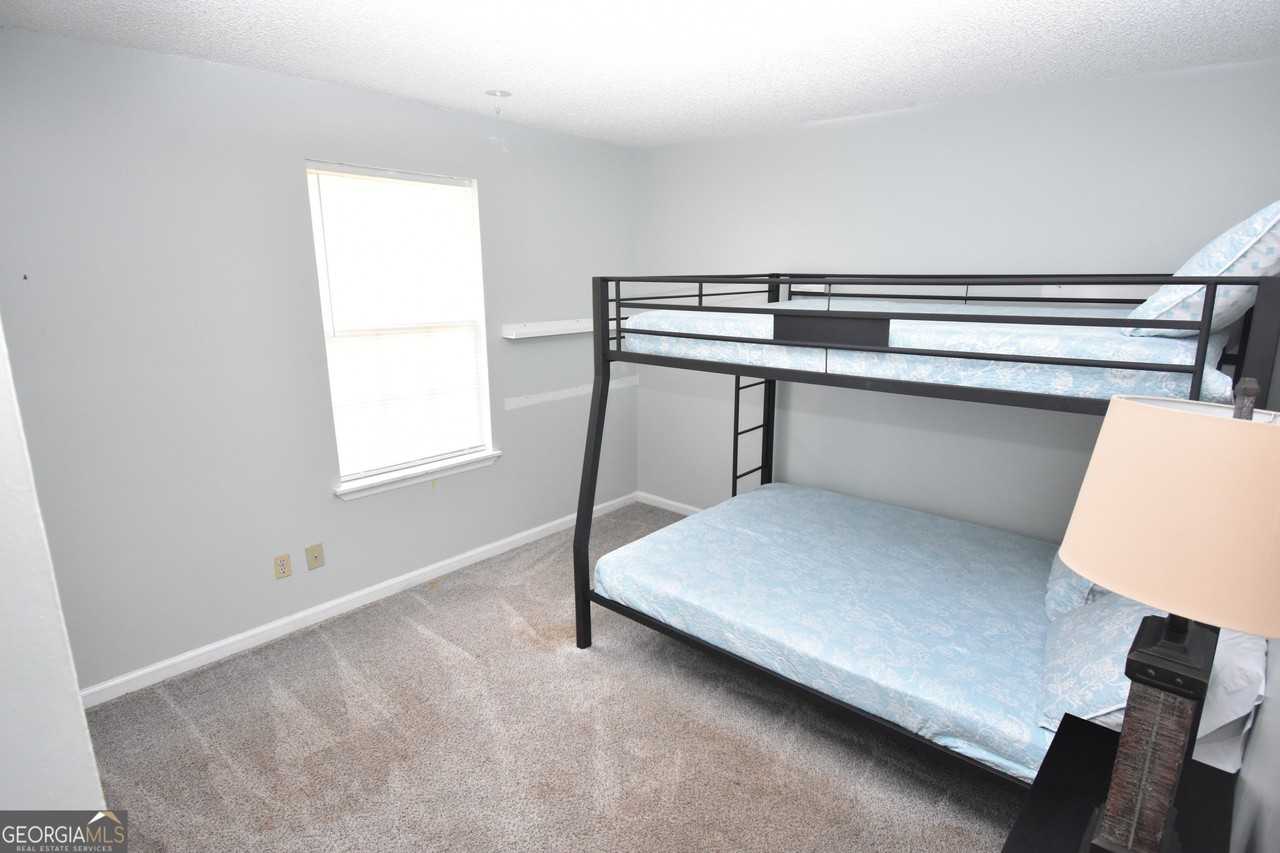 304 Admiral's Walk Drive - Photo 4 of 7