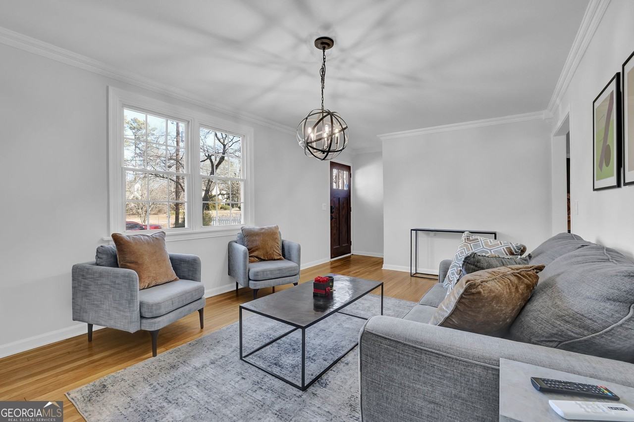 3474 Hildon Cir - Photo 7 of 47